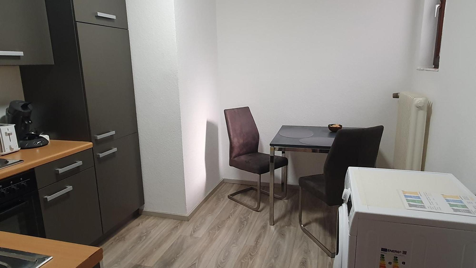 Kleine Ferienwohnung In Ruhiger Lage 헤르조겐라트 외부 사진